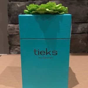 Tieks Mint Green NIB Size 10